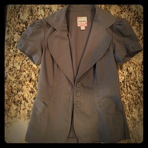 Anthropologie Gray Short-Sleeve Button-Down Shirt Jacket